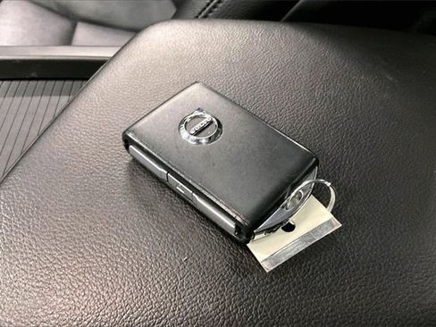 Certified 2023 Volvo S60 B5 Core w/ Climate Package image 11