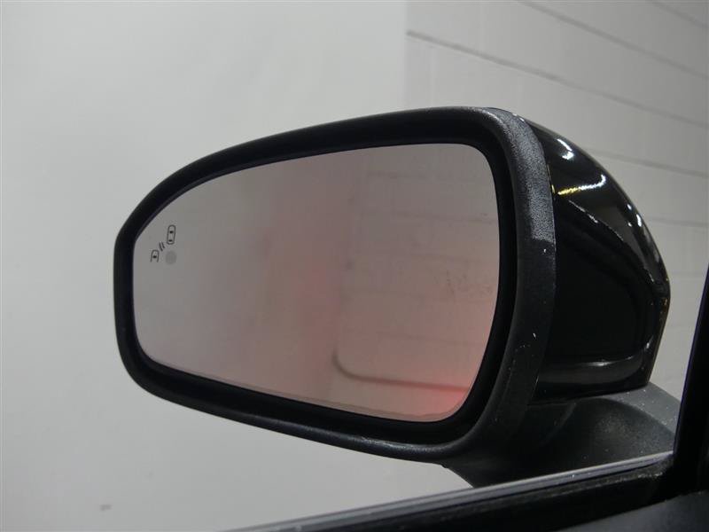 Used 2019 Ford Fusion SE FWD image 13