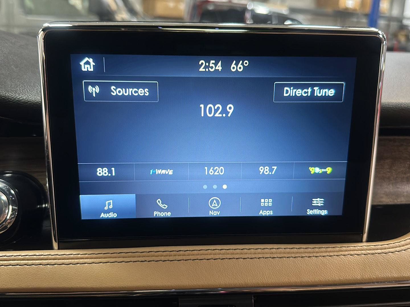 Used 2020 Lincoln Corsair Reserve w/ Equipment Group 201A AWD/4WD image 20