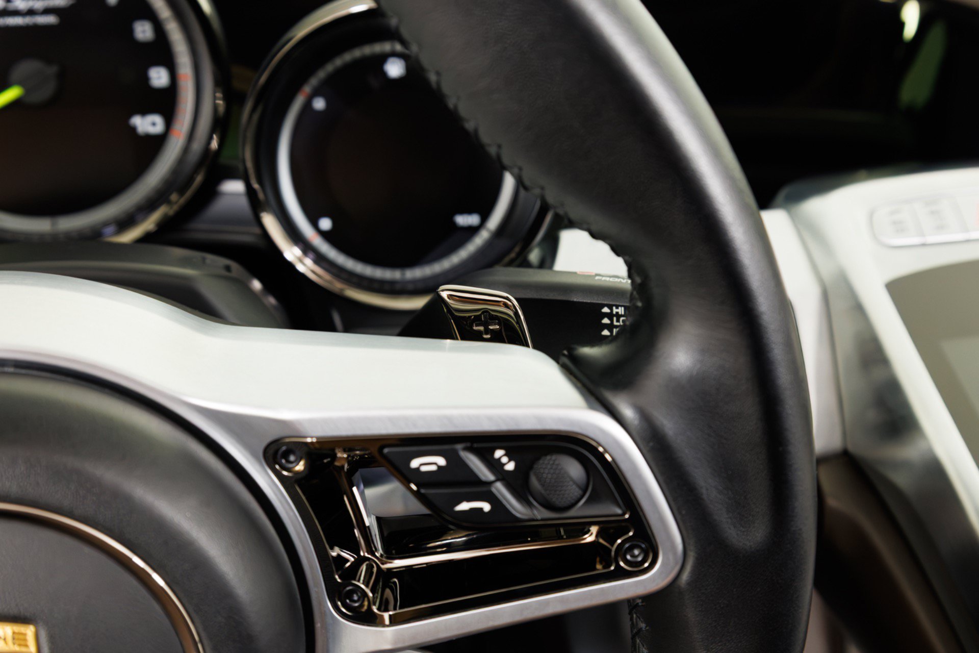 Used 2015 Porsche 918 Spyder AWD/4WD image 20