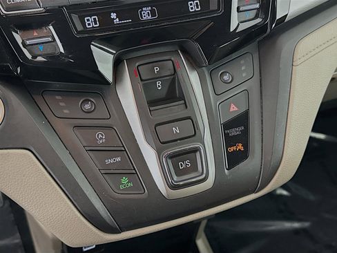 Used 2024 Honda Odyssey EX-L image 19