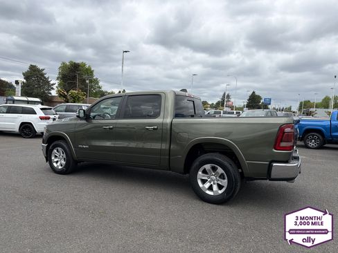 Used 2021 RAM 1500 Laramie AWD/4WD image 3