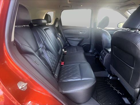 Used 2021 Nissan Rogue Platinum FWD image 20