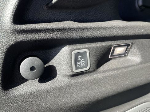 New 2025 Jeep Grand Cherokee L Limited image 44