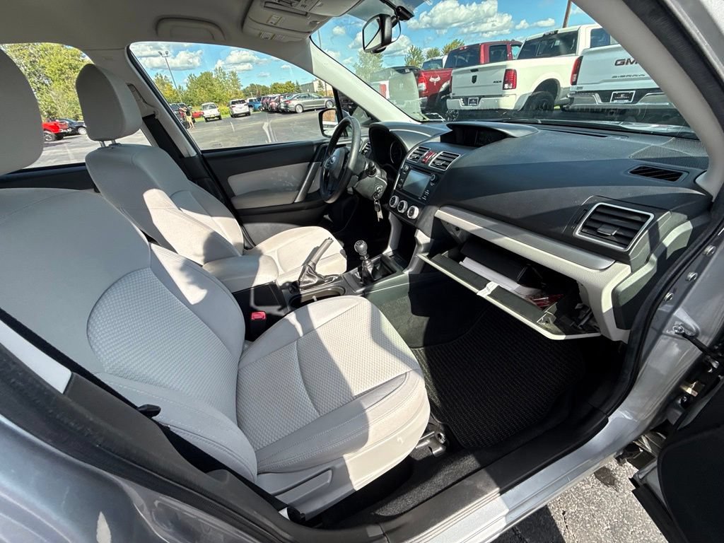 Used 2019 Subaru Forester Premium AWD/4WD image 22