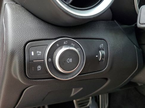 Used 2022 Alfa Romeo Giulia Ti image 22