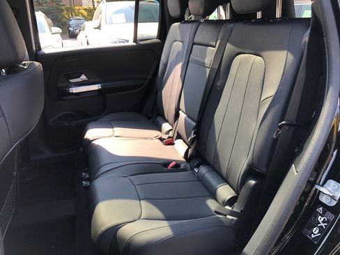 New 2026 Mercedes-Benz GLB 250 4MATIC image 34