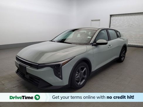 Used 2025 Kia K4 FWD image 1