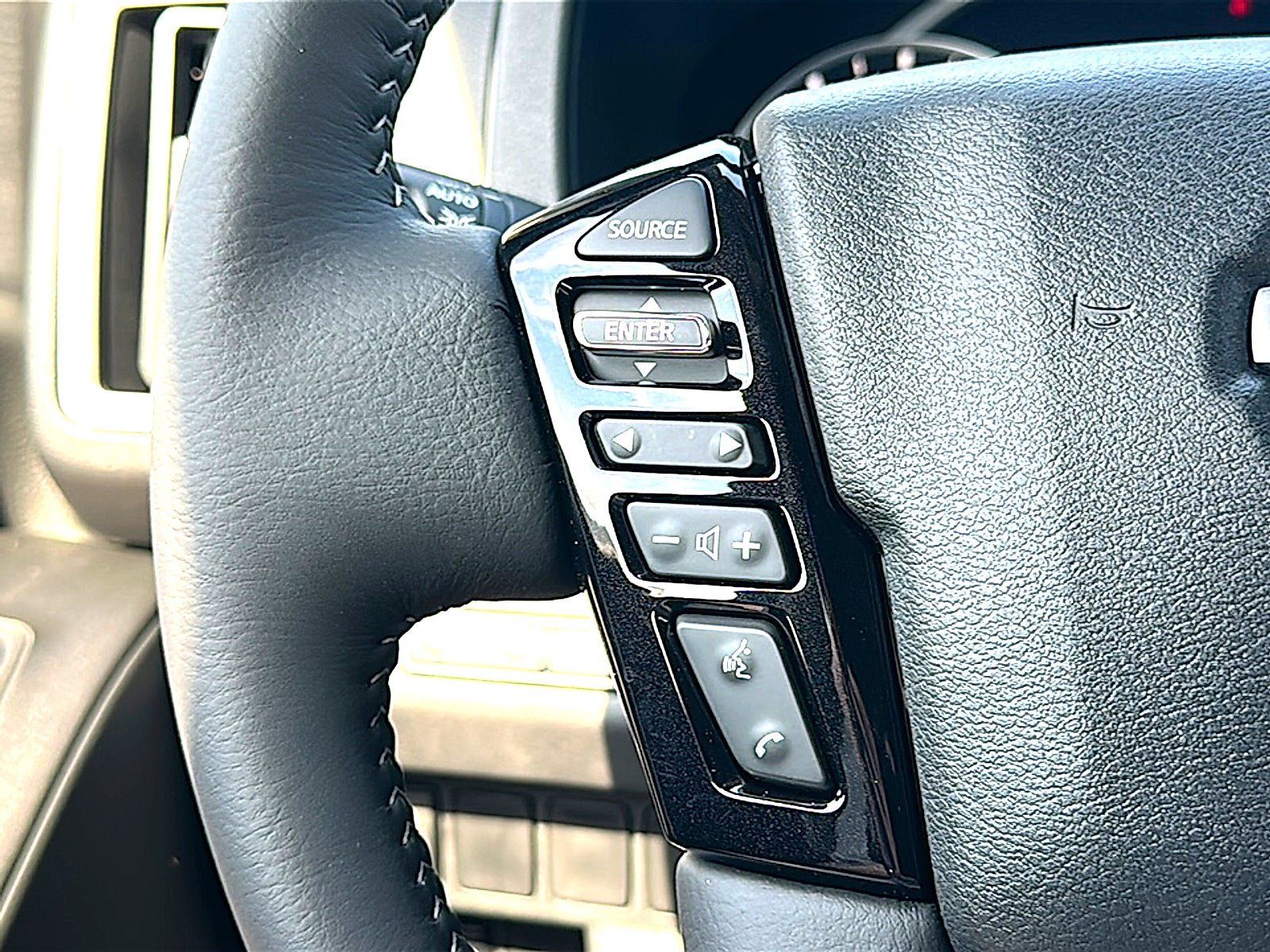 New 2027 Nissan Frontier SV w/ All-Weather Content Package RWD image 19
