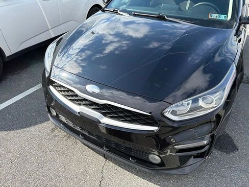 Used 2019 Kia Forte LXS FWD image 2