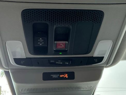 Certified 2023 Honda Accord EX image 33