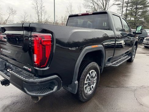 Used 2022 GMC Sierra 2500 AT4 image 11