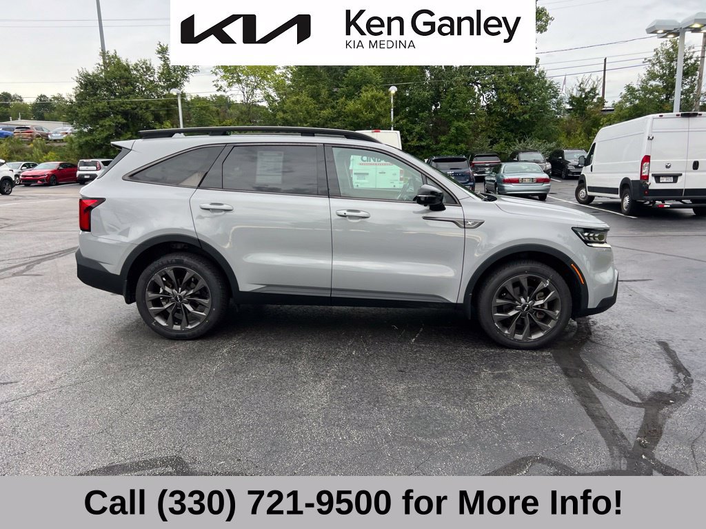 Certified 2023 Kia Sorento SX Prestige AWD/4WD image 8