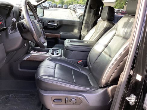 Used 2020 Chevrolet Silverado 1500 High Country w/ Technology Package AWD/4WD image 6