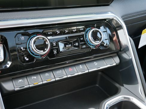 New 2026 GMC Sierra 1500 Denali w/ Denali Reserve Package image 19