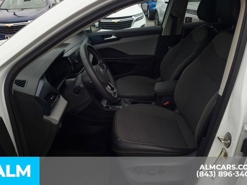 Used 2022 Volkswagen Taos SE image 15