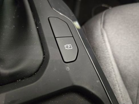 Certified 2025 Kia K4 EX image 28