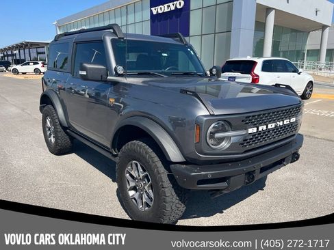 Used 2021 Ford Bronco Badlands AWD/4WD image 3