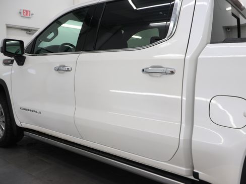 Used 2022 GMC Sierra 1500 Denali w/ Denali Premium Package AWD/4WD image 35