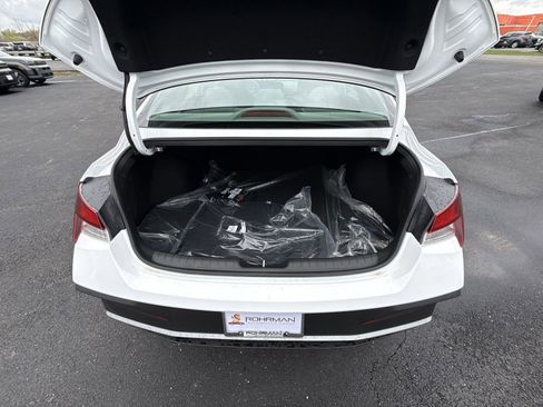 New 2026 Hyundai Elantra Sport FWD image 23