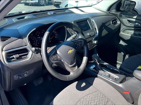 Used 2024 Chevrolet Equinox LT w/ LPO, Floor Liner Package FWD image 15