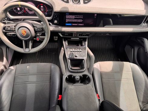 Certified 2024 Porsche Cayenne Turbo GT AWD/4WD image 20