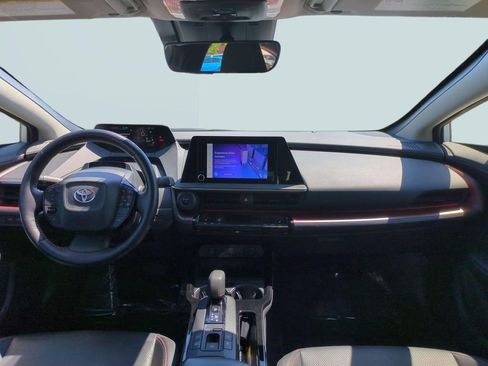 Used 2024 Toyota Prius Prime FWD image 22