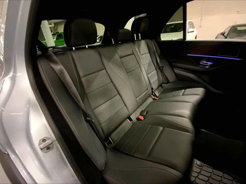 Used 2025 Mercedes-Benz GLE 350 4MATIC image 18