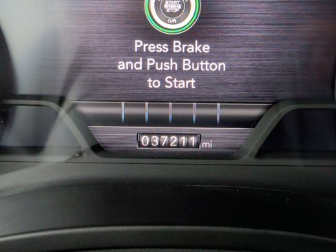 Used 2023 RAM 1500 Laramie image 16