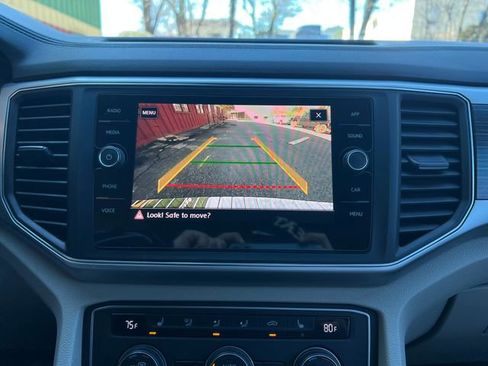 Used 2018 Volkswagen Atlas SE image 23