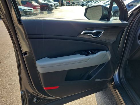 Used 2023 Kia Sportage X-Line w/ X-Line Premium Package AWD/4WD image 24