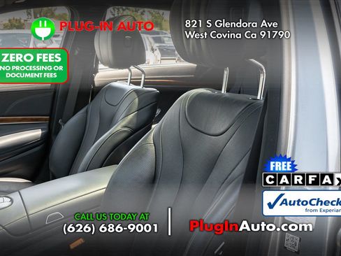 Used 2015 Mercedes-Benz S 550 Sedan w/ Sport Package image 8