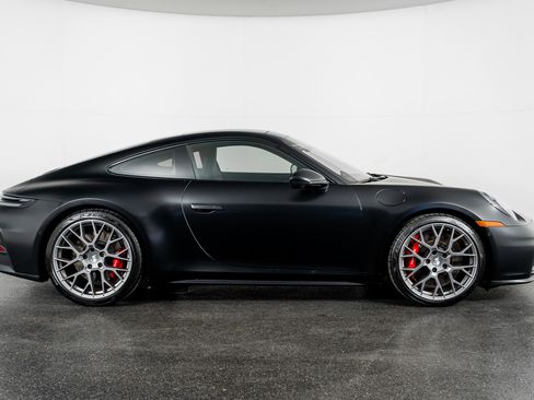 Used 2025 Porsche 911 Carrera S image 8