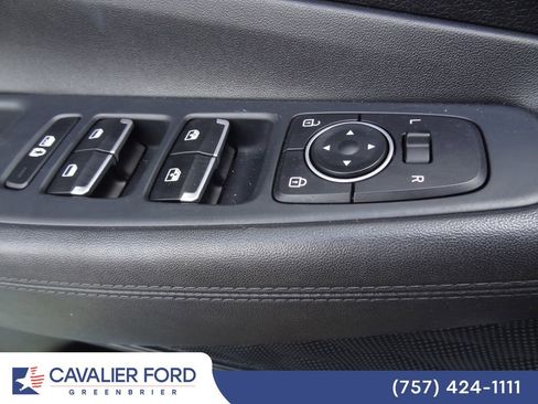 Used 2022 Hyundai Santa Fe XRT FWD image 17