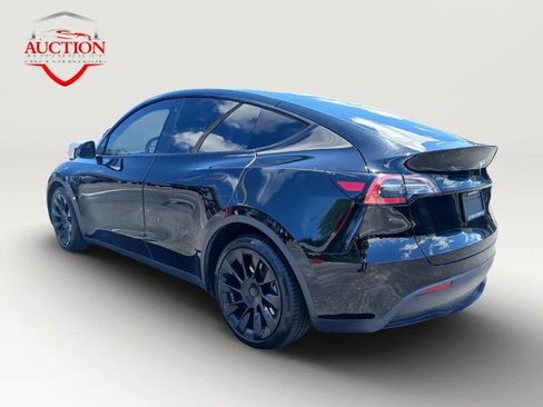 Used 2020 Tesla Model Y Long Range AWD/4WD image 7