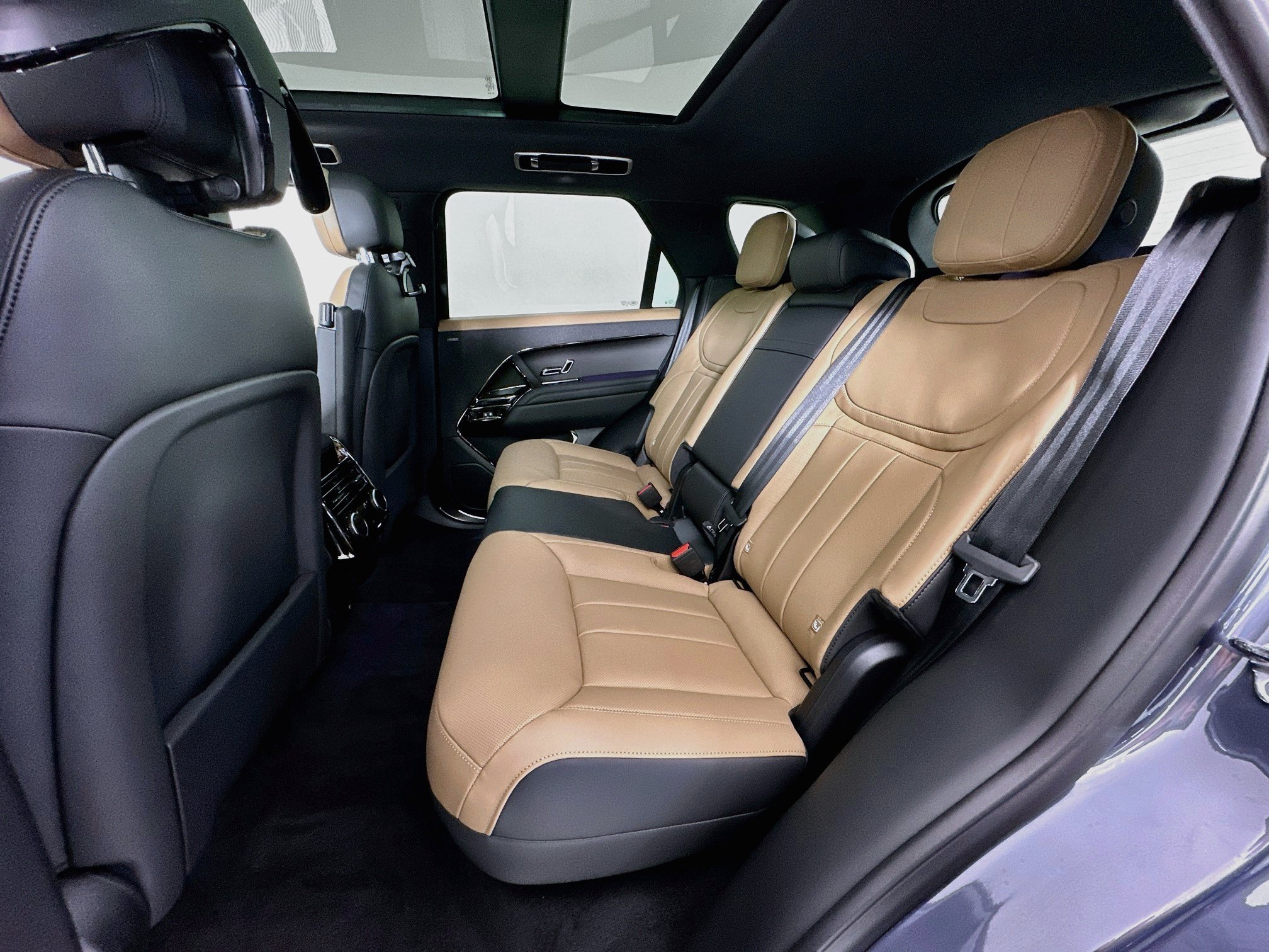 New 2027 Land Rover Range Rover Sport Dynamic SE AWD/4WD image 22