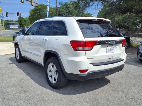 Used 2012 Jeep Grand Cherokee Laredo RWD image 5