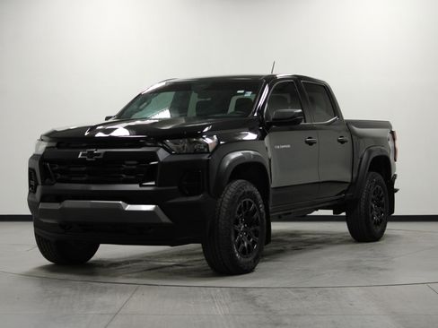 Used 2023 Chevrolet Colorado Trail Boss w/ Advanced Trailering Package image 8