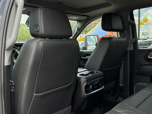 Used 2024 GMC Sierra 2500 Denali w/ Denali Reserve Package image 15