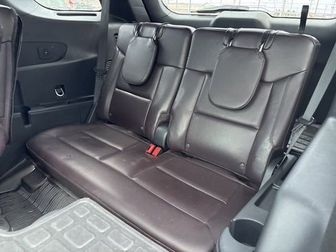 Used 2025 Ford Explorer Platinum w/ Ultimate Package image 19