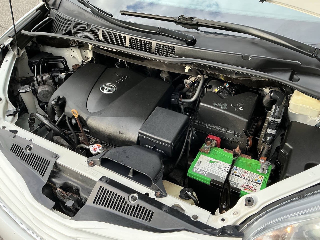 Used 2017 Toyota Sienna LE FWD image 16