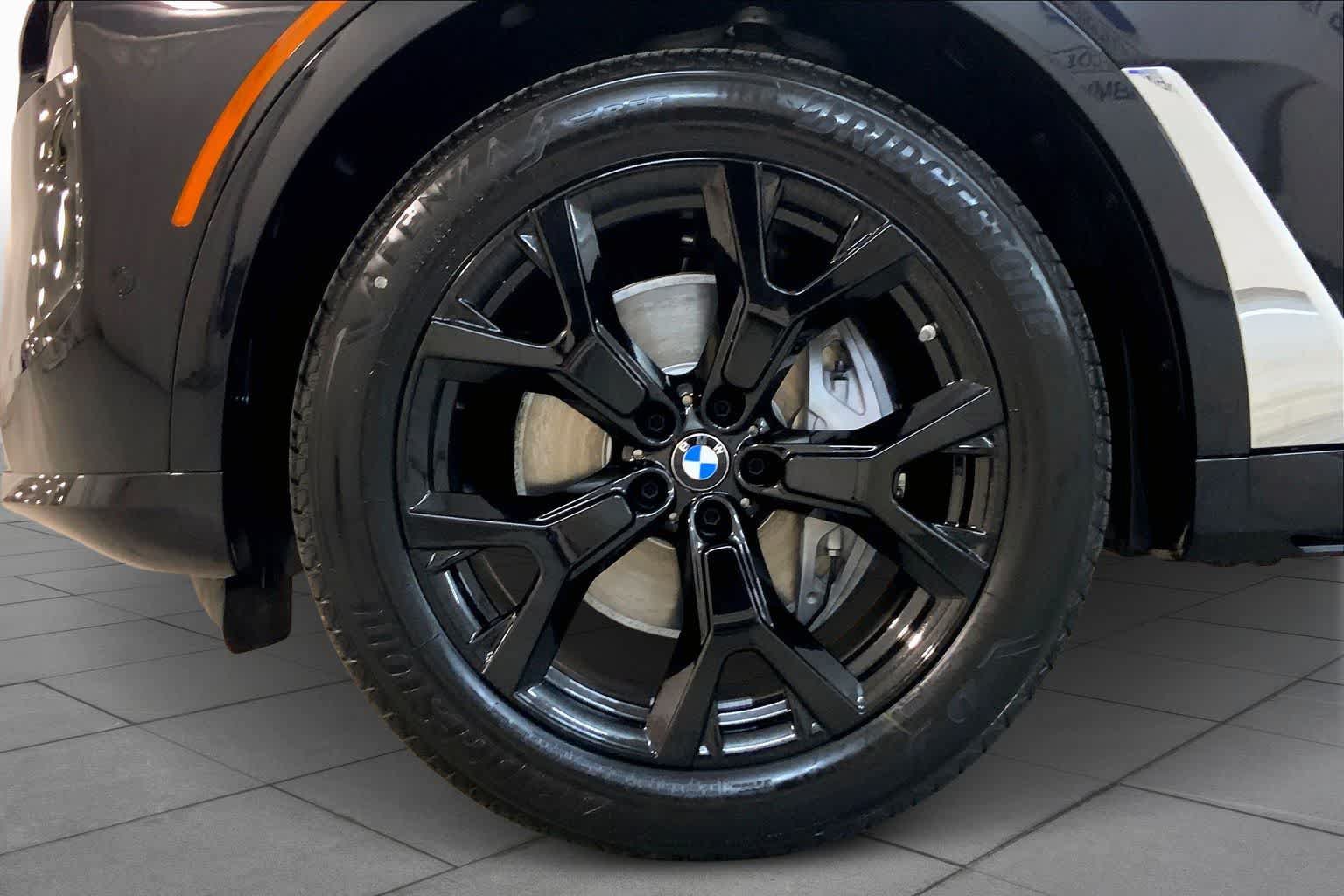 Used 2026 BMW X7 xDrive40i w/ Executive Package AWD/4WD image 11