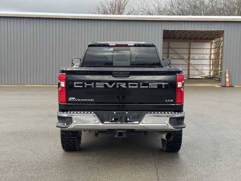 Used 2023 Chevrolet Silverado 2500 LTZ w/ LTZ Plus Package image 4