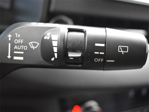 Used 2024 Mitsubishi Outlander SEL image 28