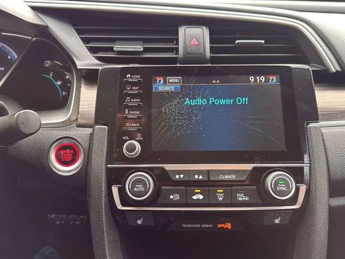 Used 2020 Honda Civic Touring image 18