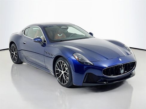 New 2026 Maserati GranTurismo Modena image 2