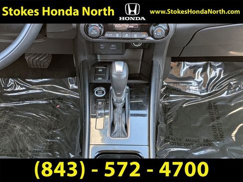 Used 2021 Nissan Kicks SV FWD image 24