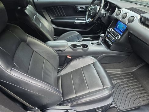 Used 2022 Ford Mustang Premium RWD image 13