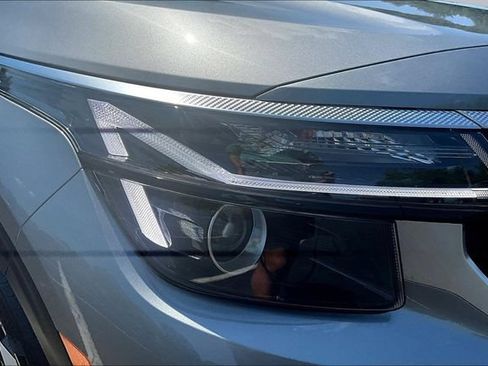Certified 2026 Kia Seltos S AWD/4WD image 31