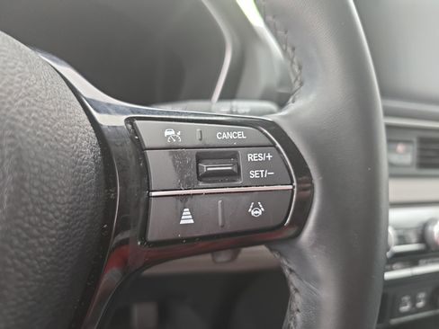 Used 2024 Honda Pilot EX-L image 19